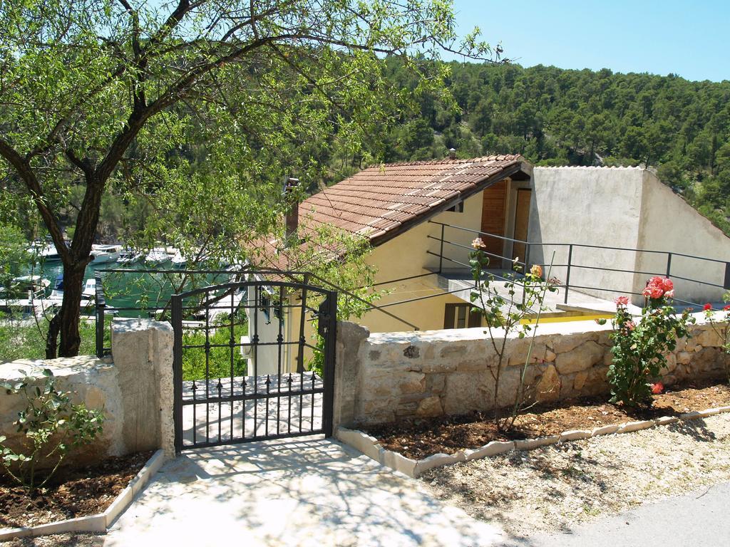 Apartments & Rooms Formenti Skradin Eksteriør billede
