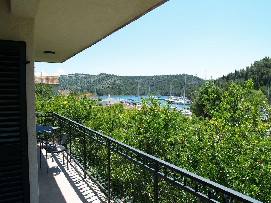 Apartments & Rooms Formenti Skradin Værelse billede