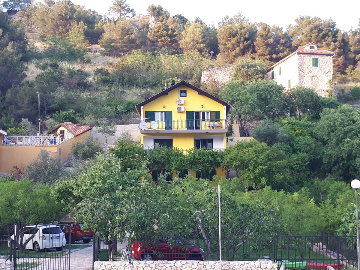 Apartments & Rooms Formenti Skradin Eksteriør billede